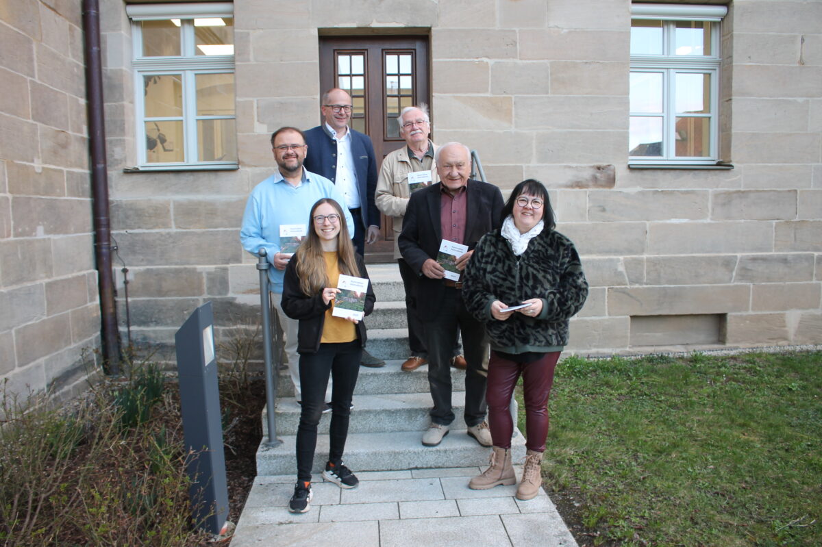 Heimatbote 45. Ausgabe beleuchtet NS-Zeit und Kriegsende in Kemnath