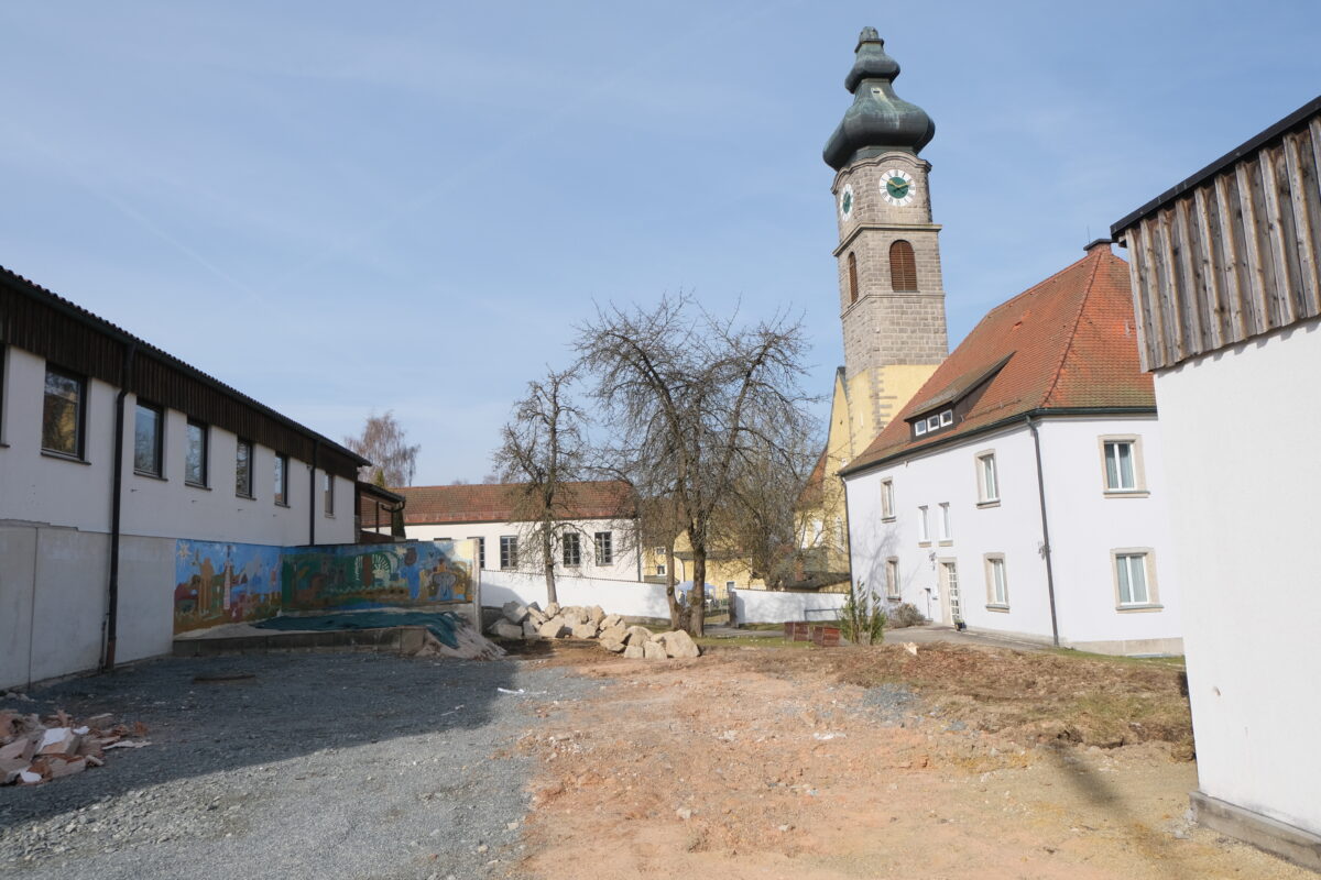 Katholischer Kindergarten in Floß wird größer und moderner