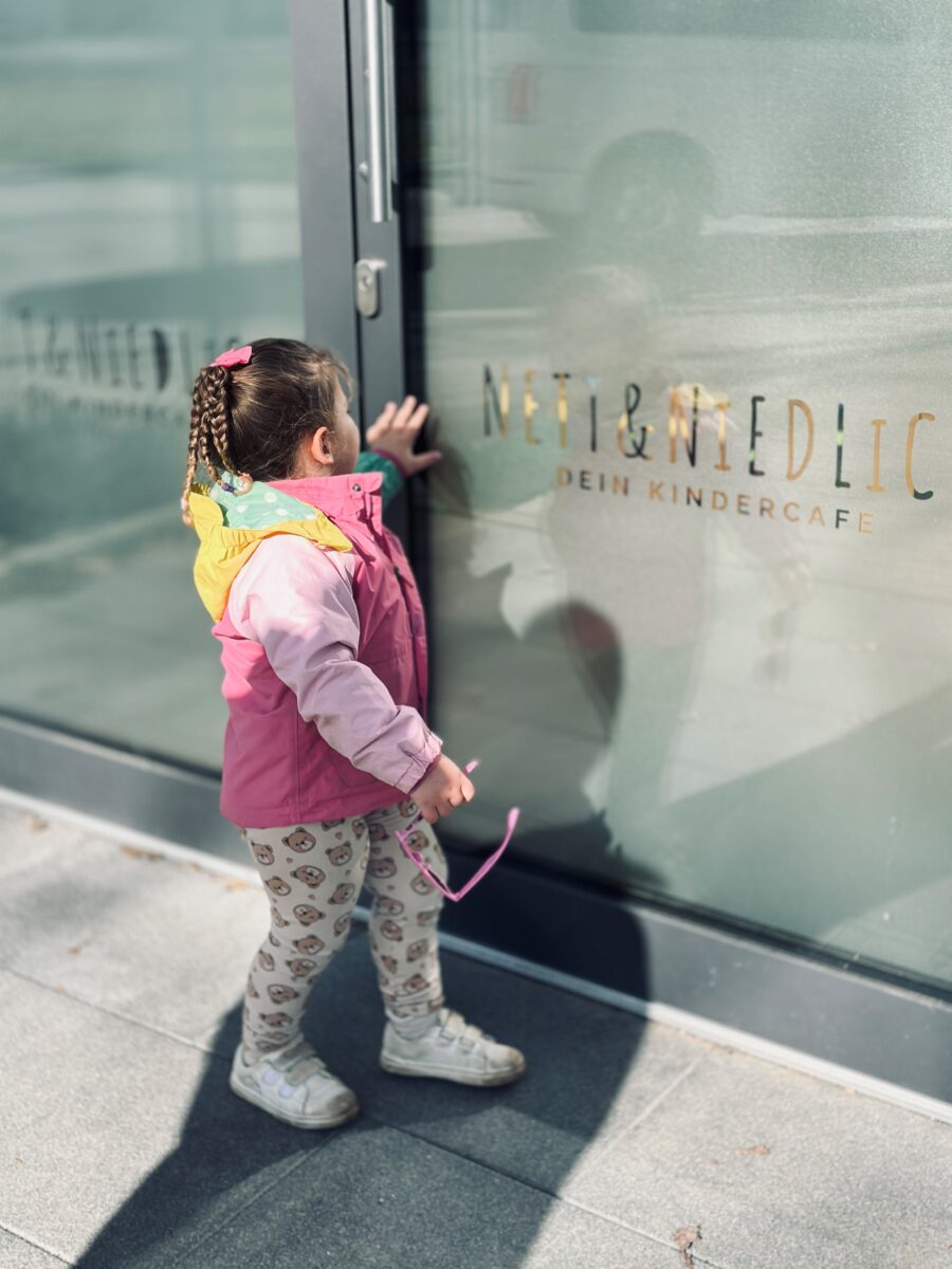 Klinikzwerge besuchen Kinder-Café Nett &amp; Niedlich in Weiden