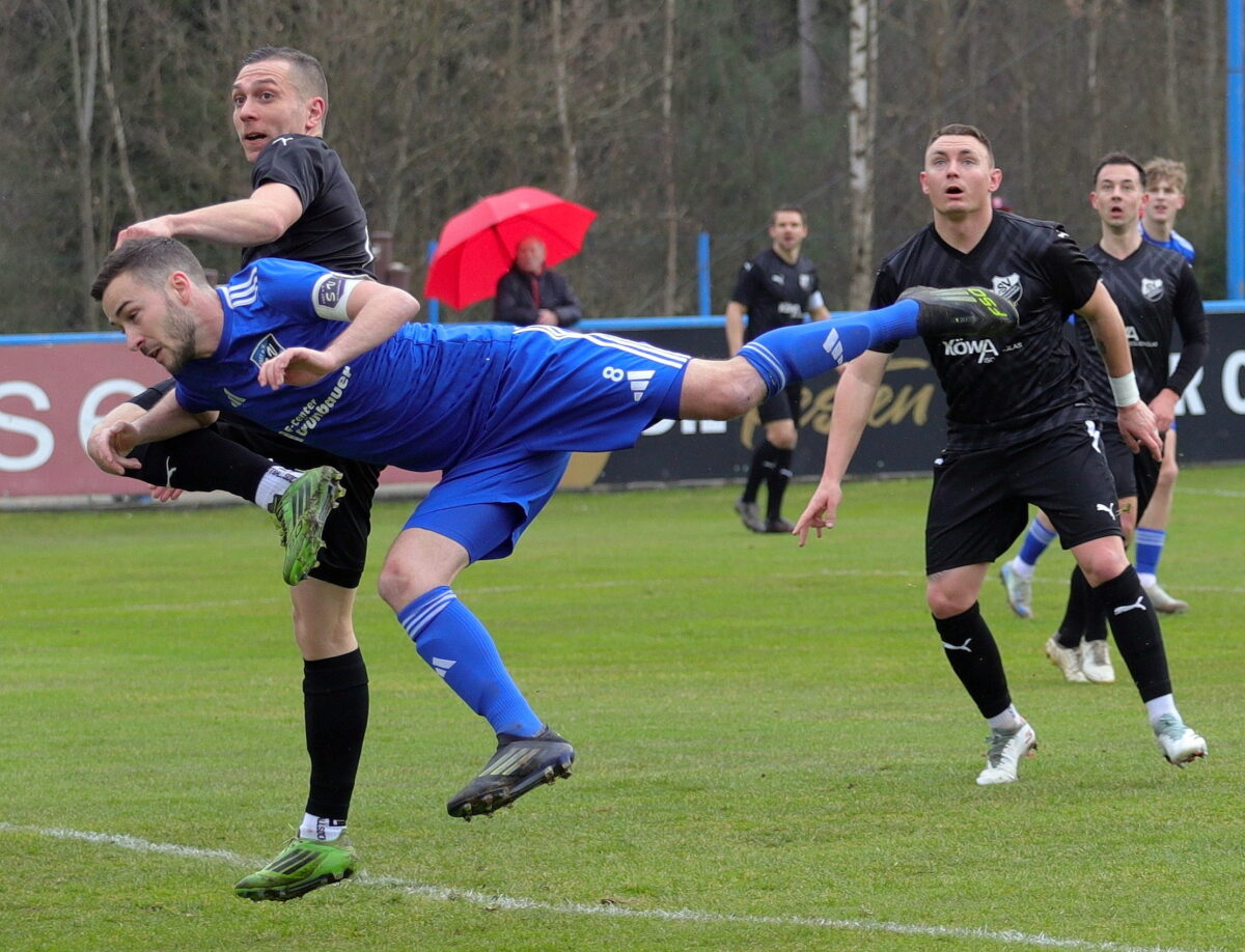 Last-Minute-Elfmeter bringt Etzenricht Remis gegen Schwandorf-Ettmannsdorf