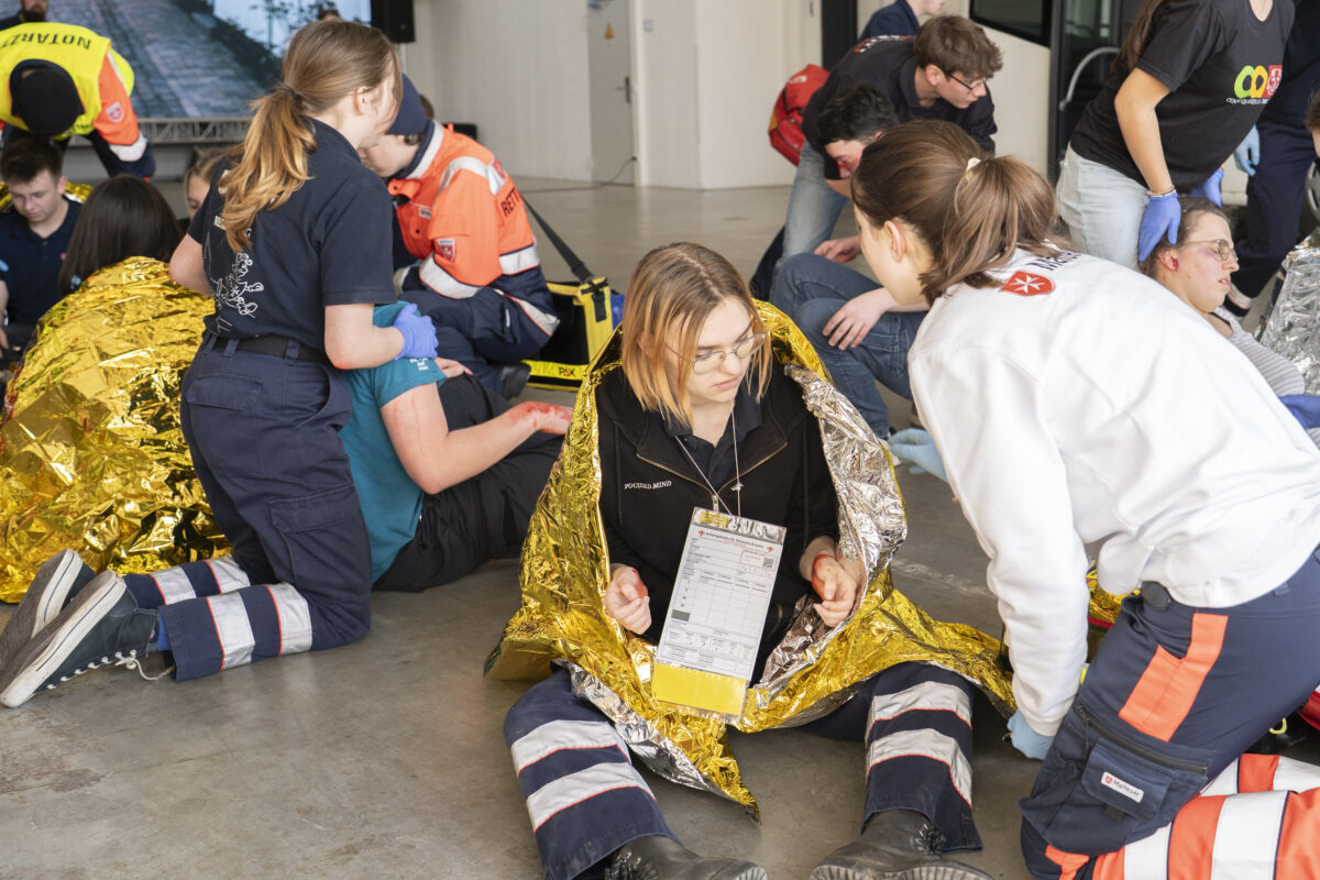 Malteser Jugend übt realitätsnah im BayZBE Windischeschenbach