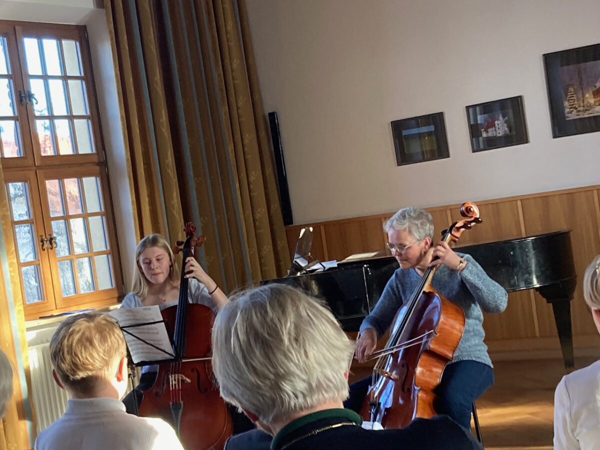 Nachwuchsmusiker der Musikwerkstatt begeistern in Vohenstrauß