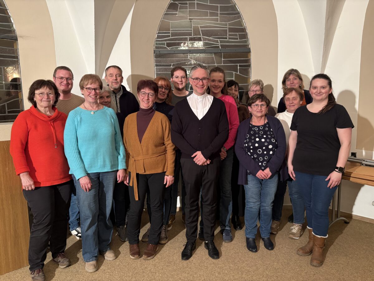 Neuer Pfarrgemeinderat startet in Pleystein und ehrt Mitglieder