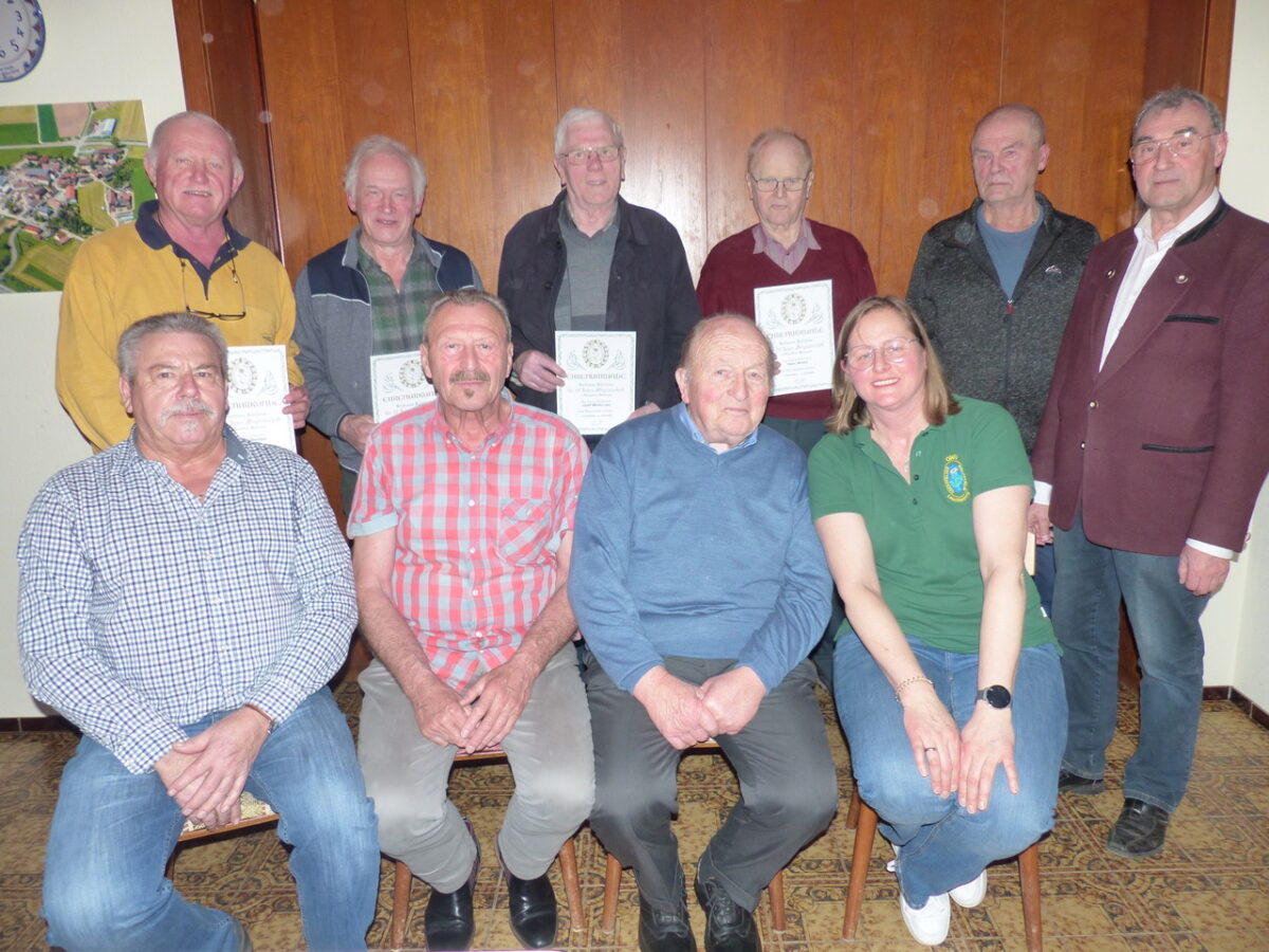 OWV ehrt langjährige Mitglieder in Leuchtenberg