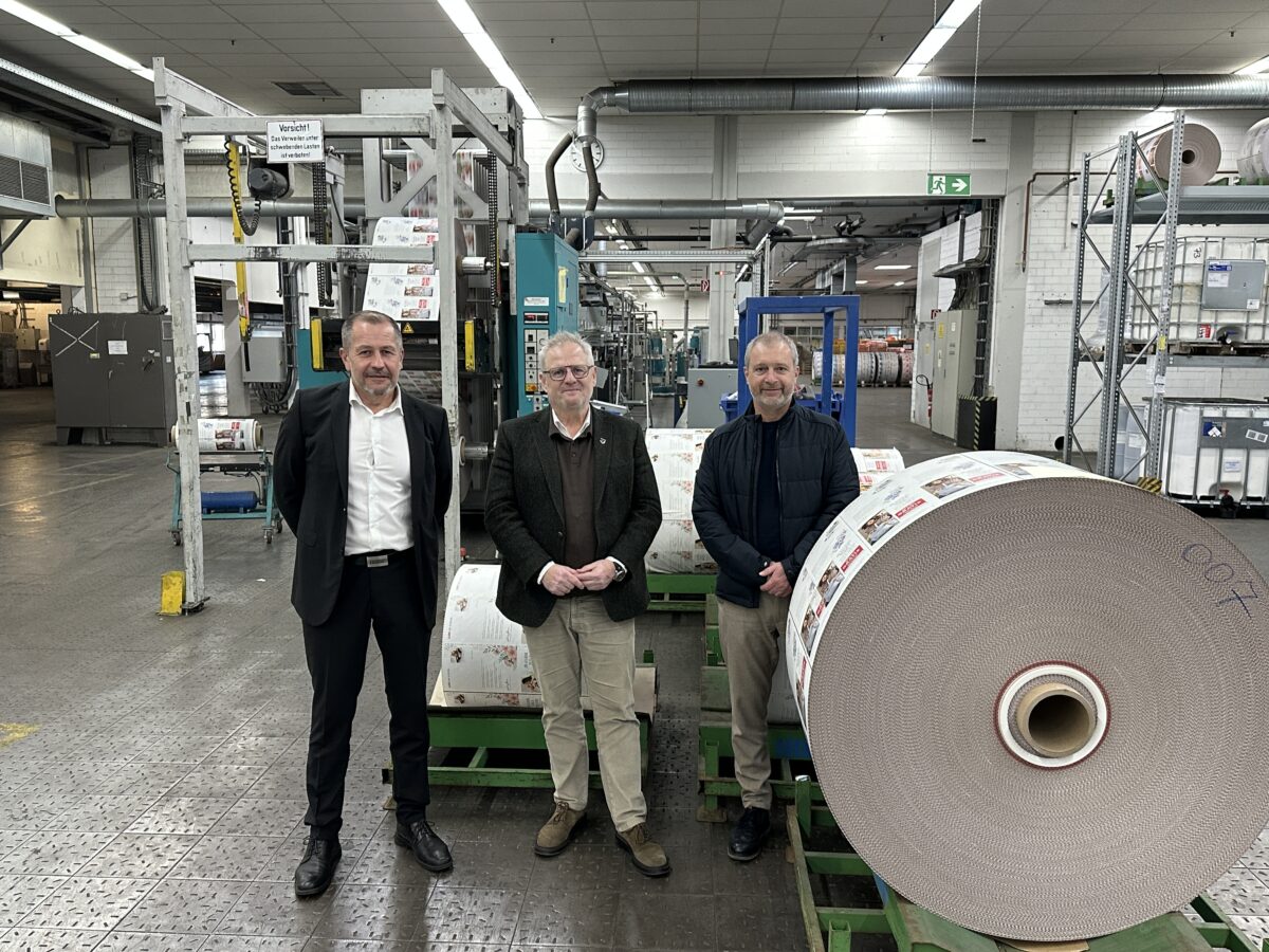 PARAGON Print kehrt zu Wurzeln zurück in Schwandorf