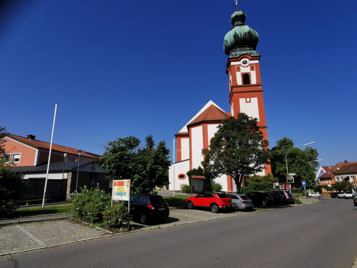 Teilnahme am Trauergottesdienst mit Beisetzung