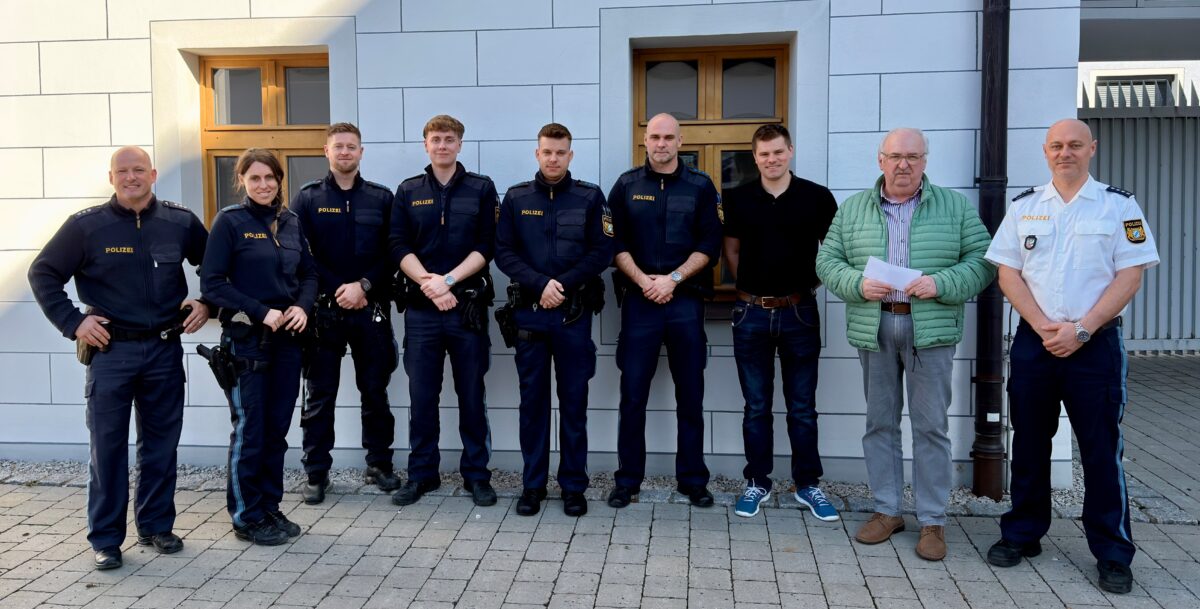 Polizei spendet 600 Euro für Kinderkrebshilfe in Eschenbach