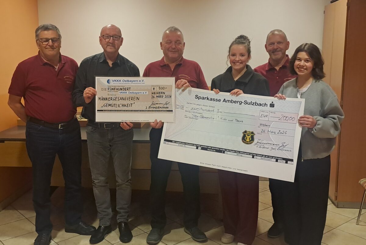 Spenden aus Weihnachtssingen für VKKK und New Generation in Weihern
