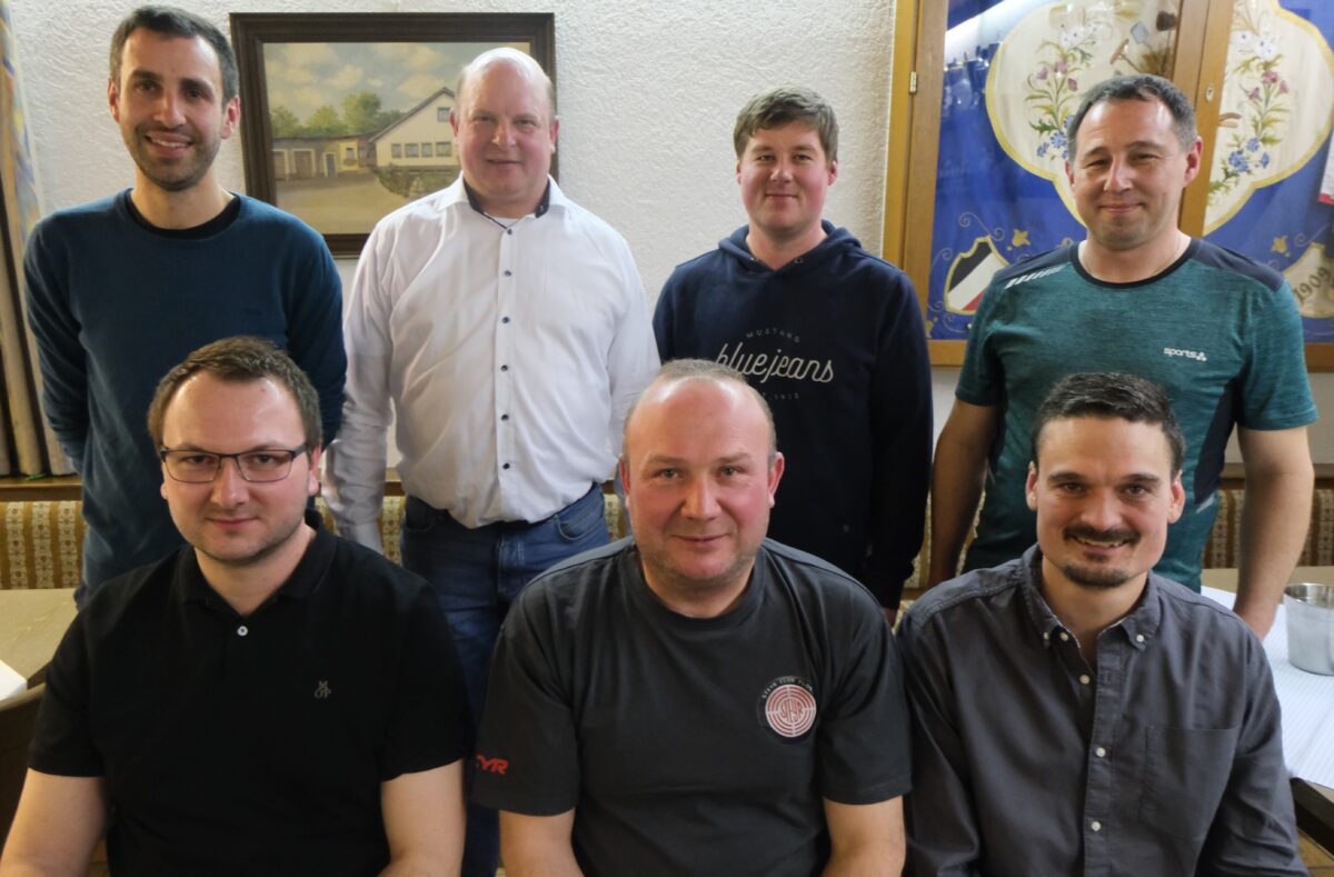 Steyr-Club Floß feiert 30 Jahre - JHV bestätigt Führung