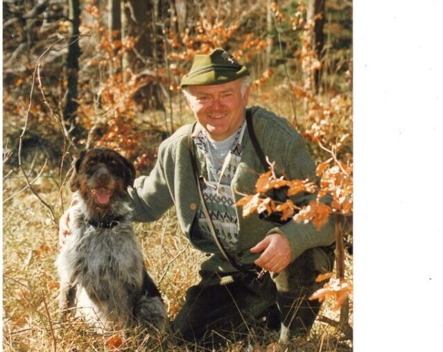 Trauer um Elektromeister und Jäger Helmut Paulin in Leuchtenberg
