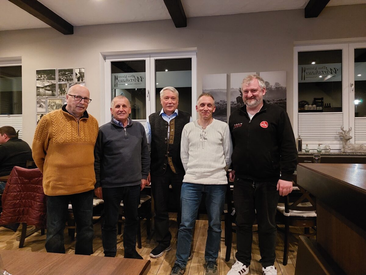 Verein investiert 17.000 Euro in Flossenbürgs Wanderwege