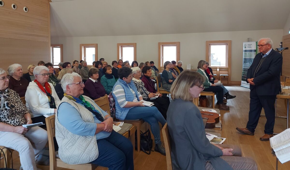Landvolk: Orientierungstag der Frauen - “Stärke was dich trägt!“.