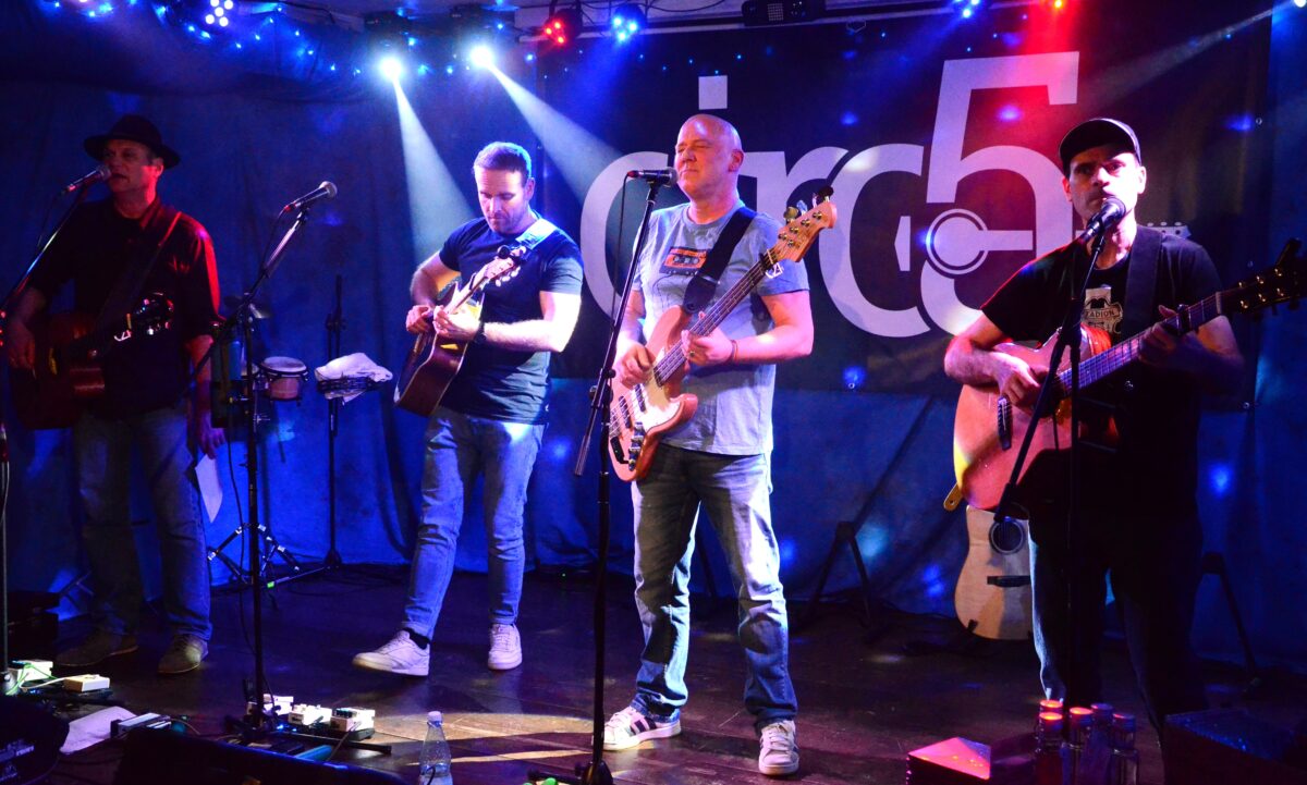 Vier Stimmen, viele Facetten: Live Stage feiert starkes Comeback im Parapluie