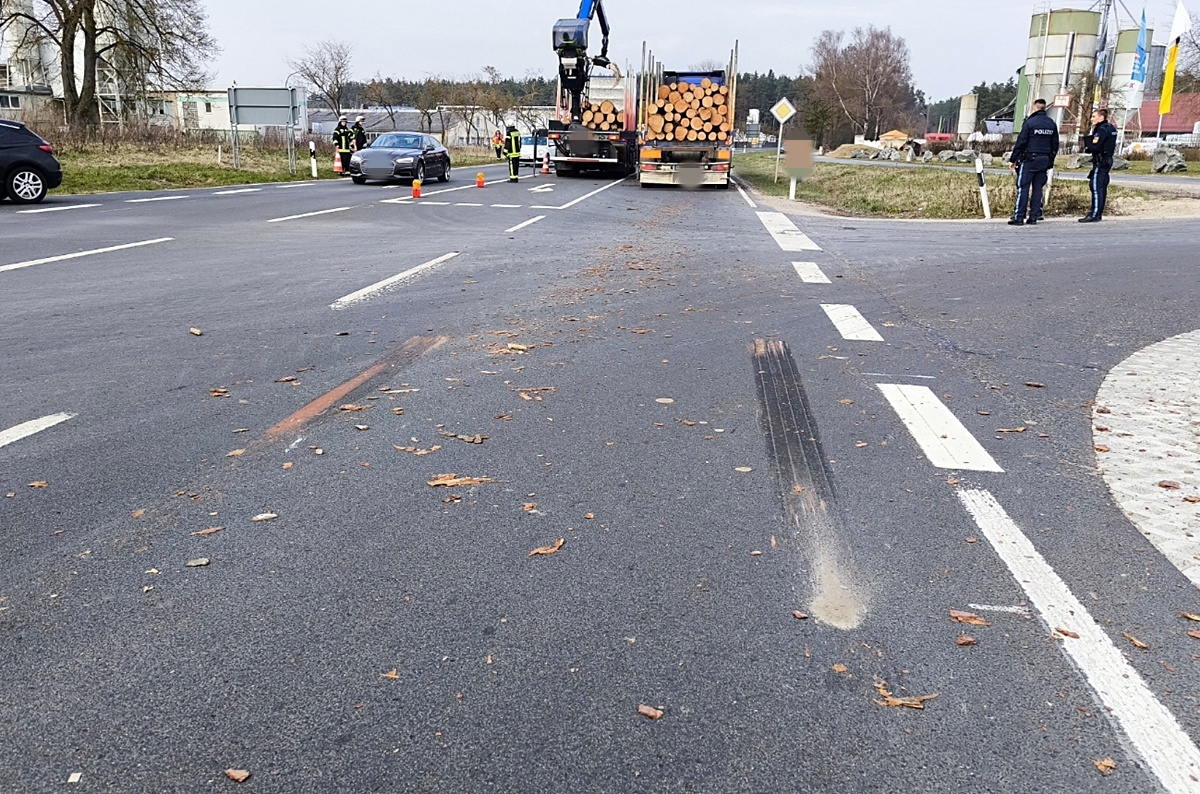 Vollbremsung verhindert schweren Unfall auf der B470