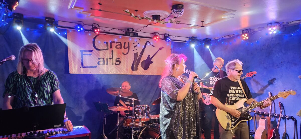 Spontan eingesprungen und das Publikum erobert