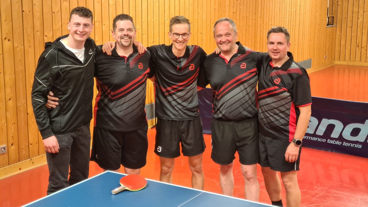 Tischtennis-Herren des SC Eschenbach gelingt der Wiederaufstieg in die Landesliga