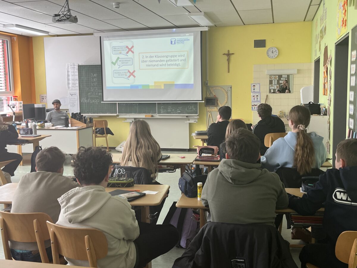 Sicher im Netz  - Medienpädagogik an der Mittelschule Altenstadt/WN