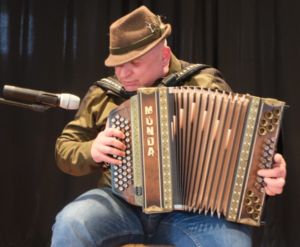 Heimatnachmittag eröffnet 100-jähriges Waldvereinsjubiläum in Floß