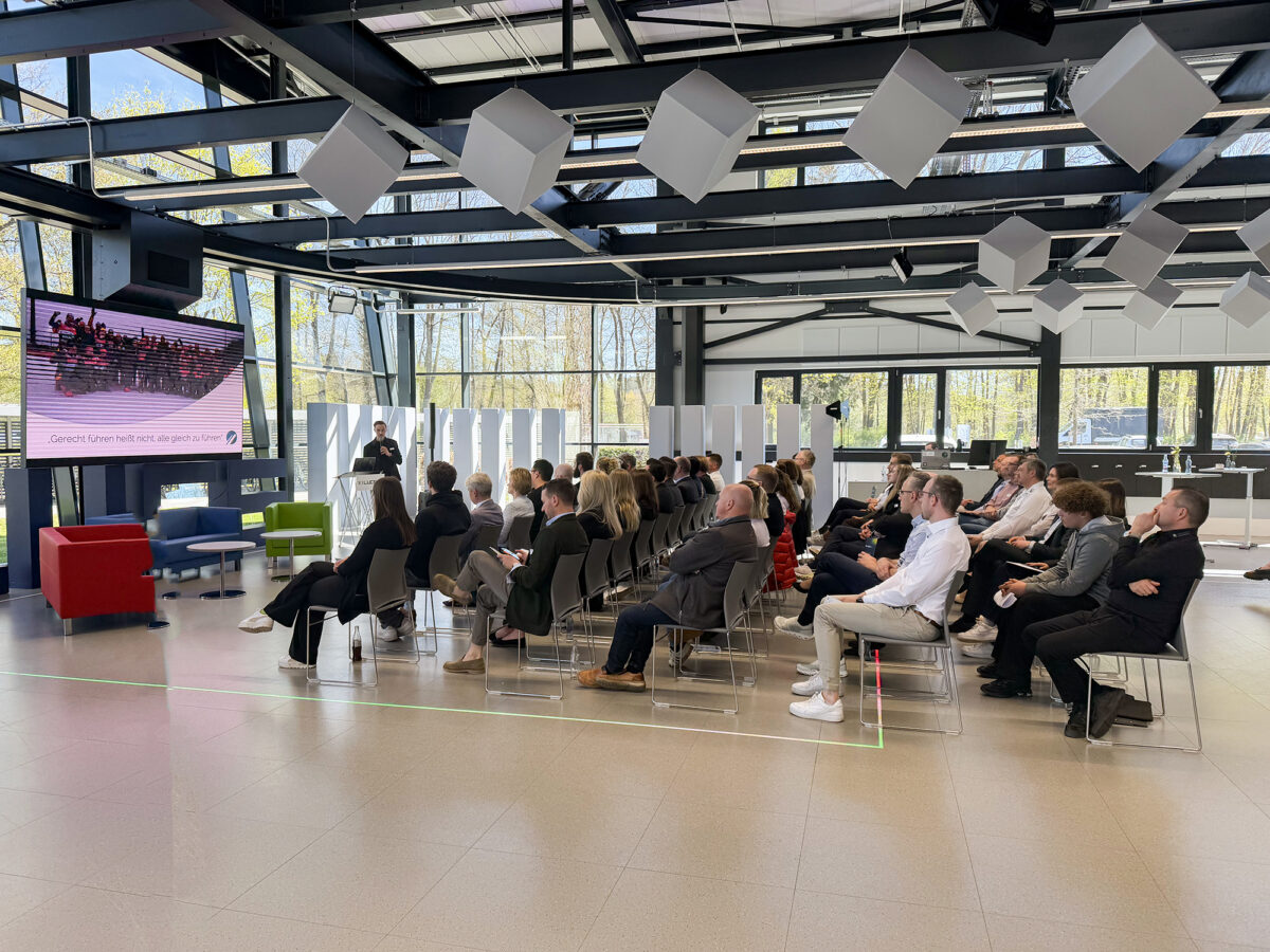 Jubiläum der LUCE Stiftung lockt 100 Gäste nach Weiherhammer