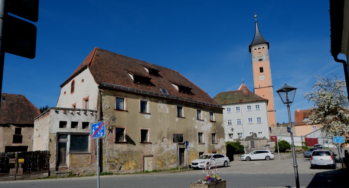 Anwesen Engelhardschmied in Floß wird denkmalgerecht restauriert