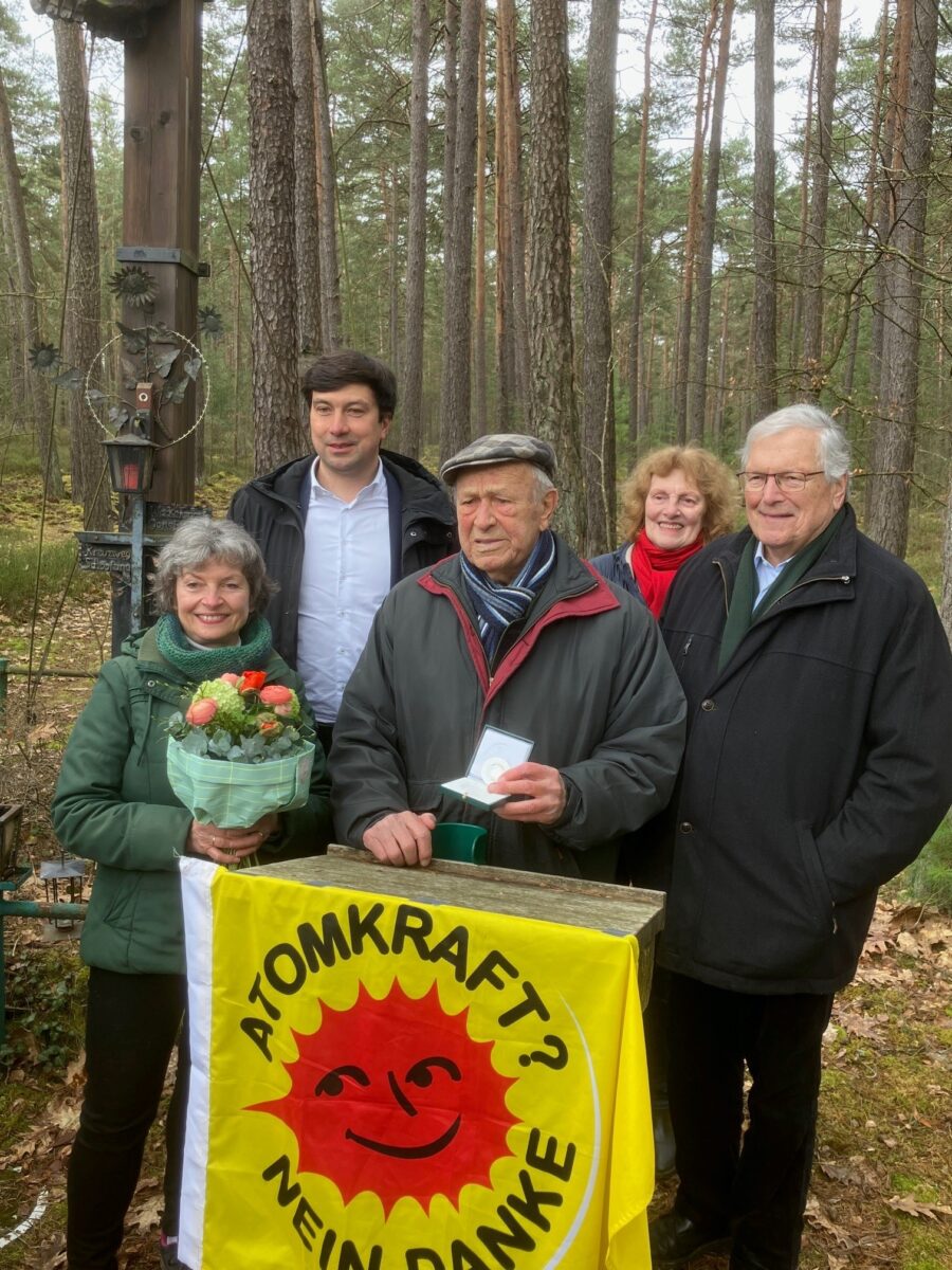 BUND Naturschutz ehrt Hans Schuierer in Schwandorf und warnt vor Rodung