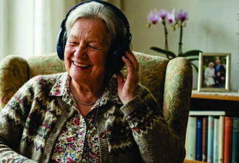 Biografische Musik weckt Erinnerungen bei Demenz in Amberg