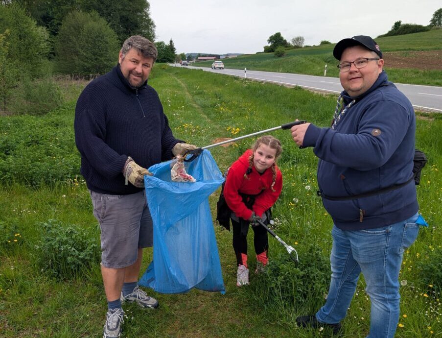 Frühjahrsputz in Raigering mit Schatzsuche für Kinder