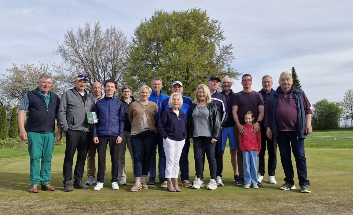Gelungener Saisonauftakt in Schmidmühlen begeistert 80 Golfer