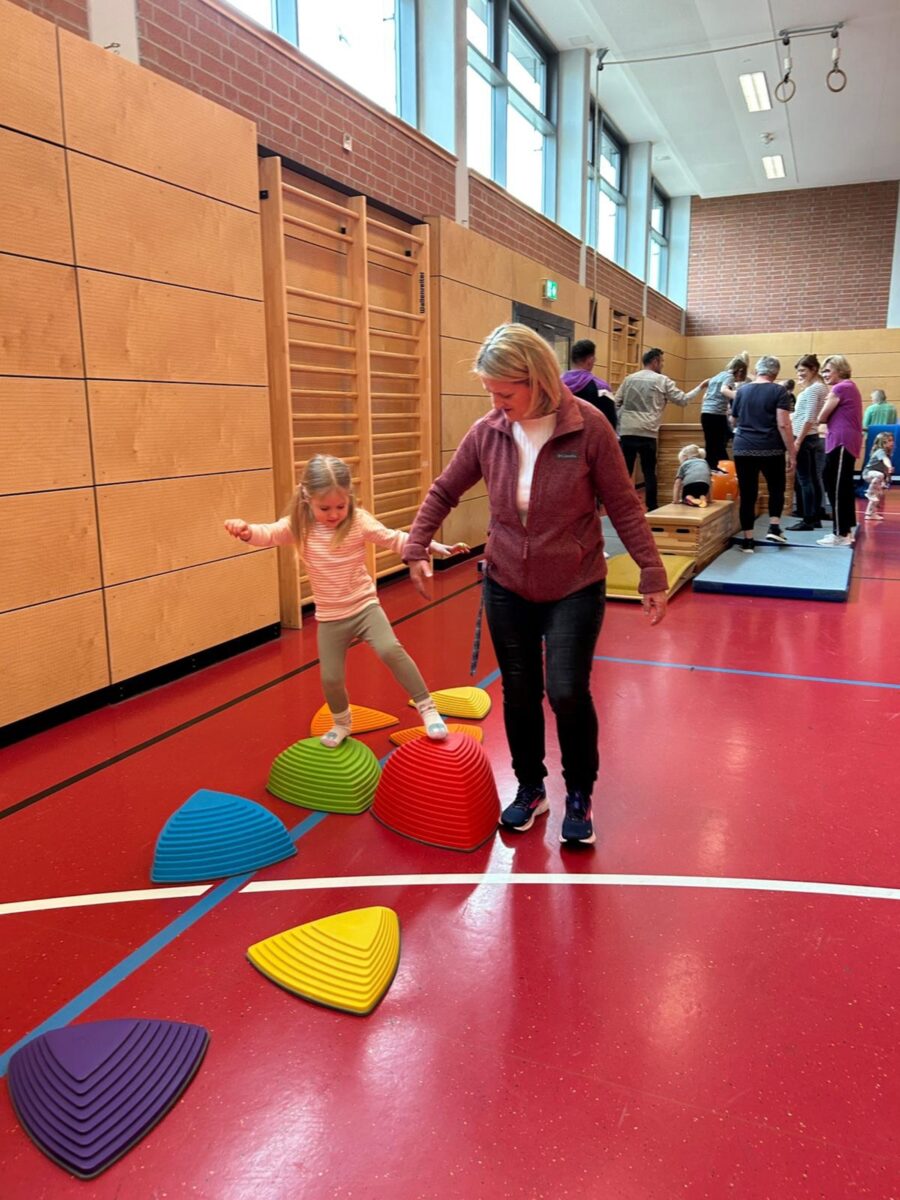 Großer Andrang beim Oma-Opa-Turnen in Rieden