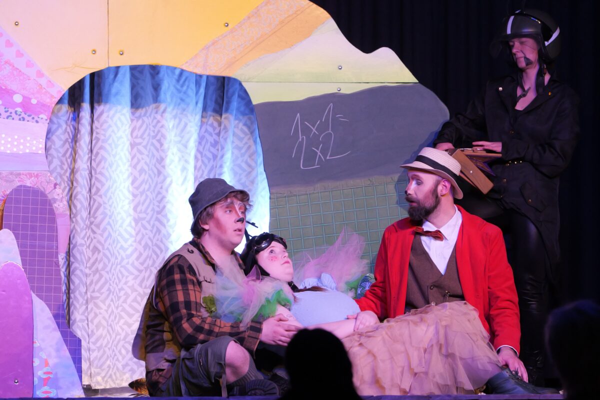 Kinderstück "Nur ein Tag" gastiert in Guteneck und Schwarzenfeld