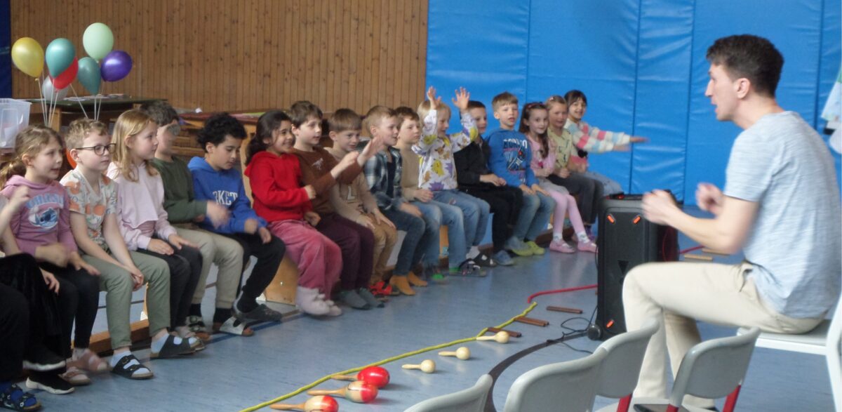 Musikprojekt begeistert Erstklässler an der Grundschule Etzenricht