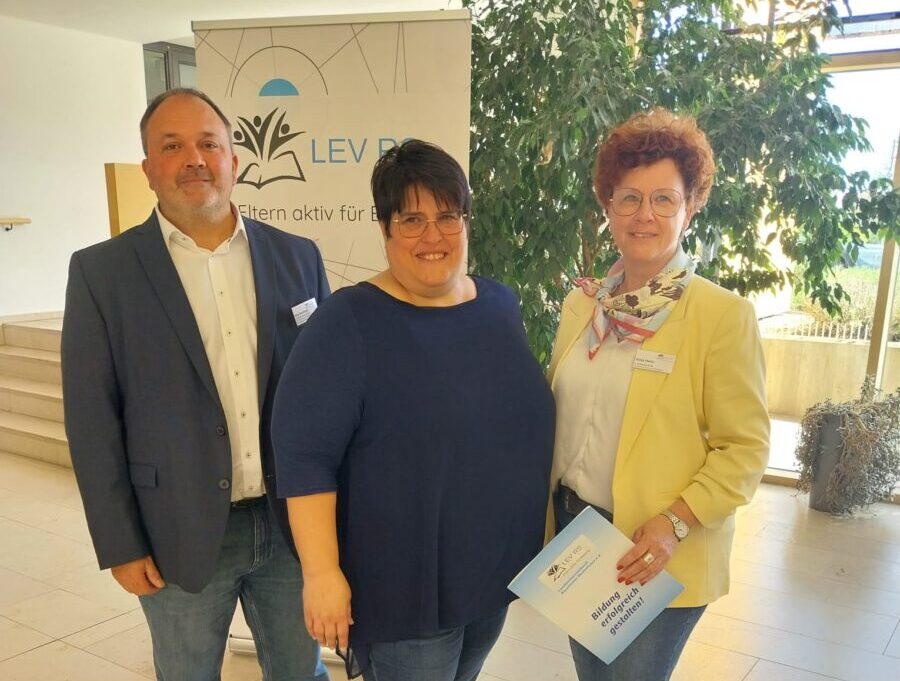 Neuer Vize im Landeselternverband bayerischer Realschulen aus Erbendorf