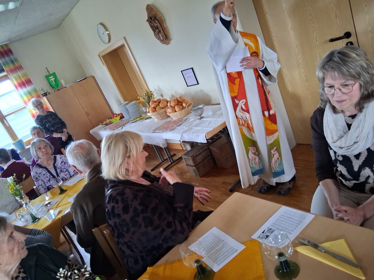 Österliche Agapefeier der Pfarrsenioren in Weiherhammer