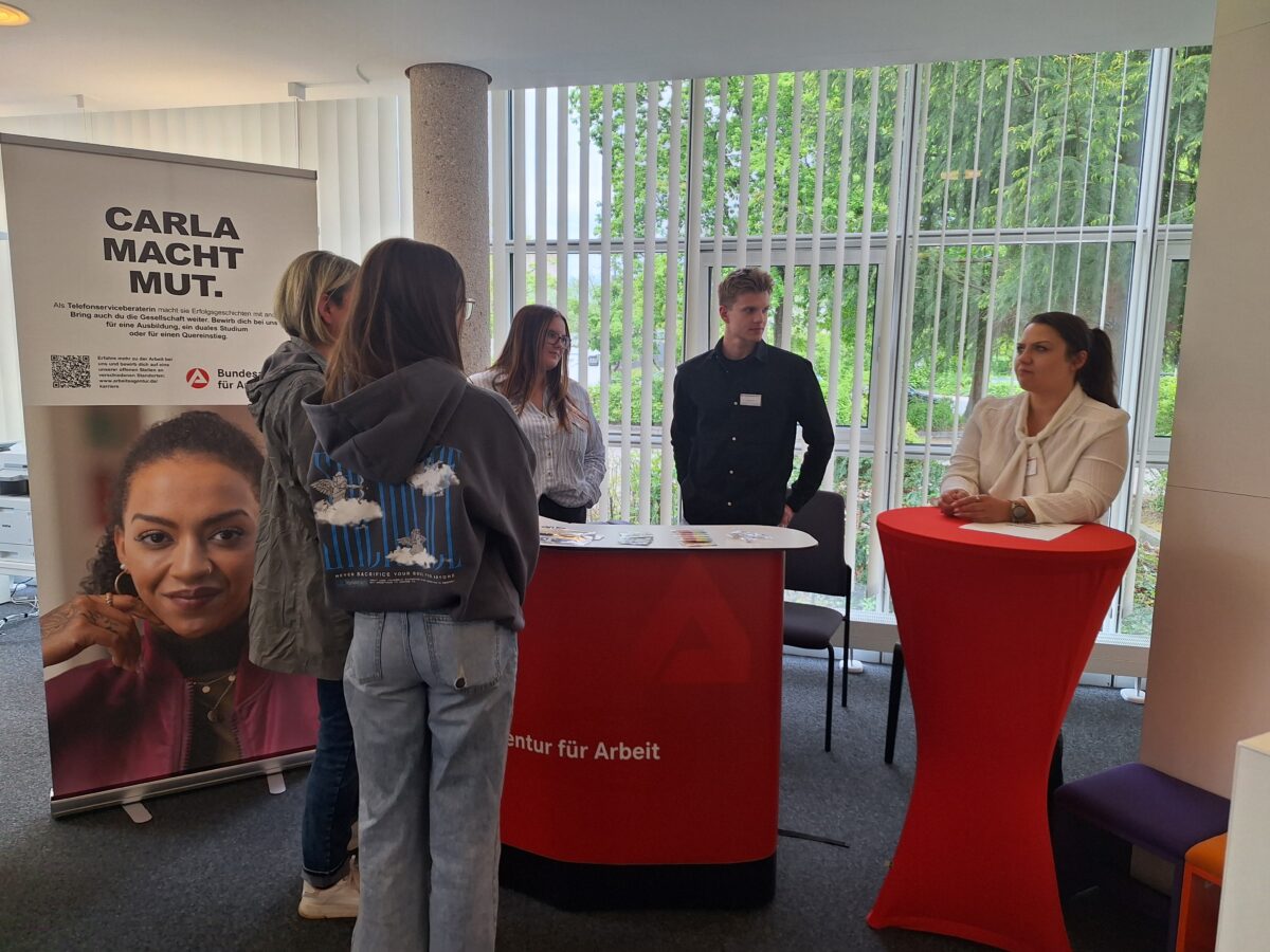 Perspektiven im öffentlichen Dienst beim BiZ-Thementag in Weiden