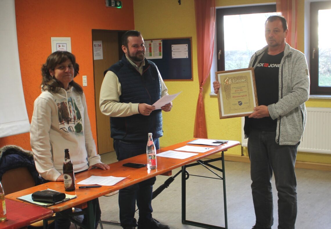 Peter Ade neues Ehrenmitglied beim SC Schwarzenbach