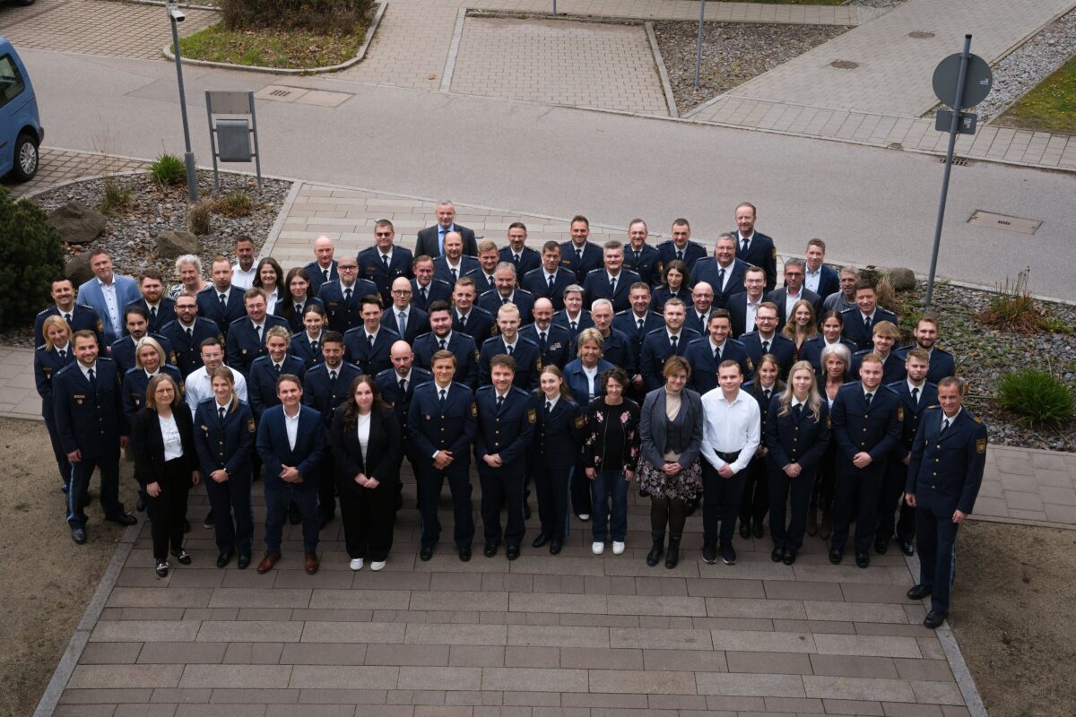 Polizeipräsidium Oberpfalz begrüßt 52 Neuzugänge in Regensburg