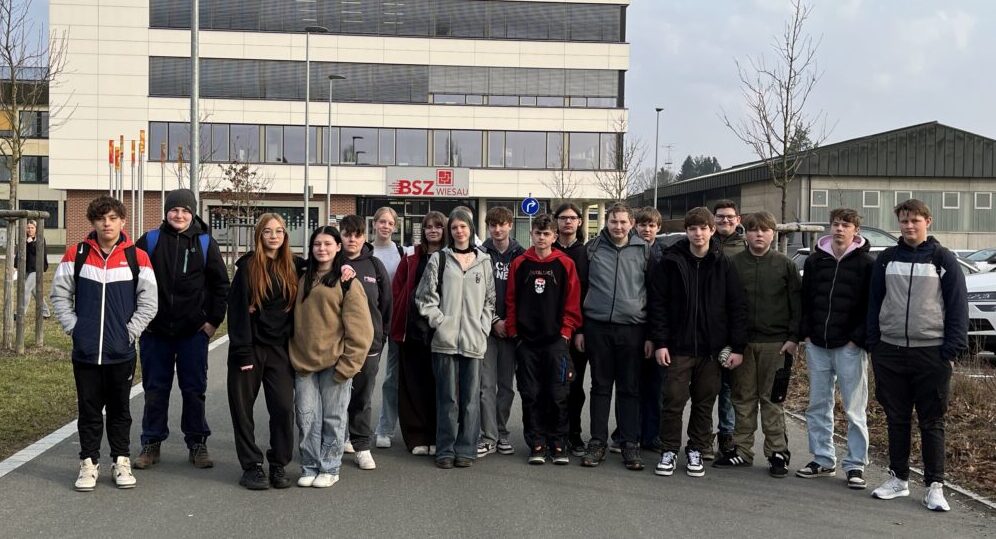 Schüler der Mittelschule Erbendorf erleben Berufsorientierung in Wiesau