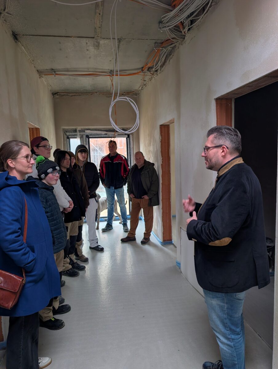 Tag des Handwerks in Schwandorf stärkt Azubi-Firmen-Kooperation