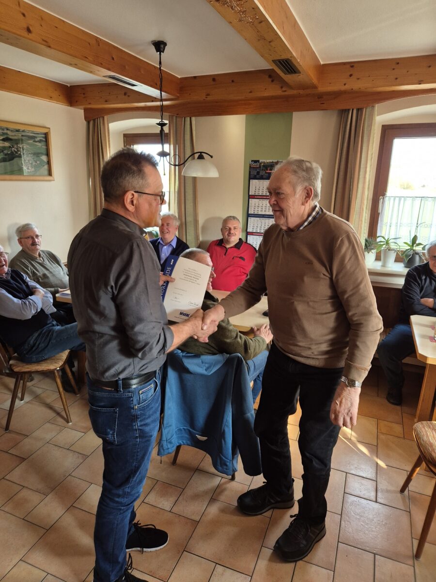 VdK ehrt langjährige Mitglieder in Schlammersdorf und Vorbach