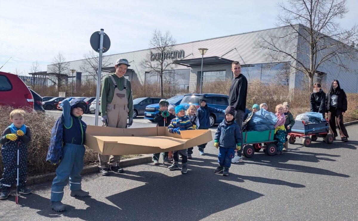 Waldkindergarten sammelt Müll für sauberes Amberg