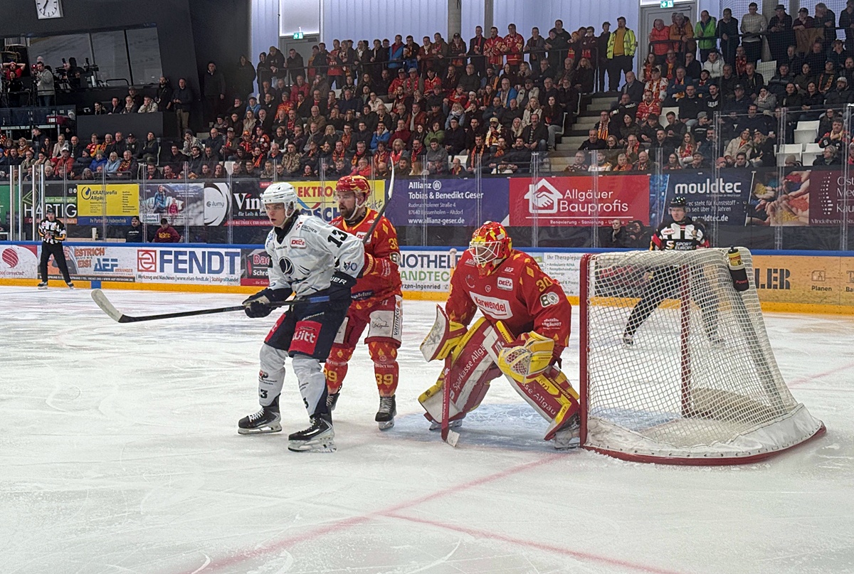 Die Blue Devils verlieren nach 84 Minuten in Kaufbeuren
