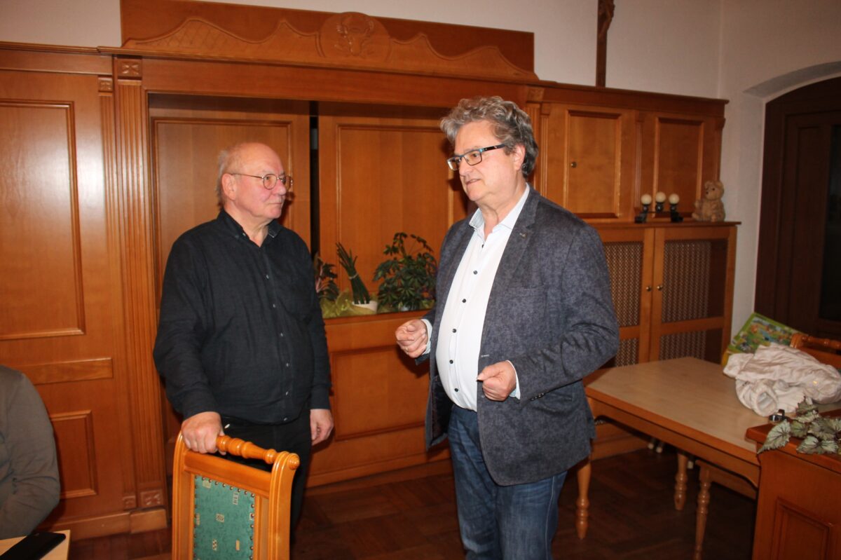 Heimatpflegebund erinnert auch an NS-Zeit in Pressath