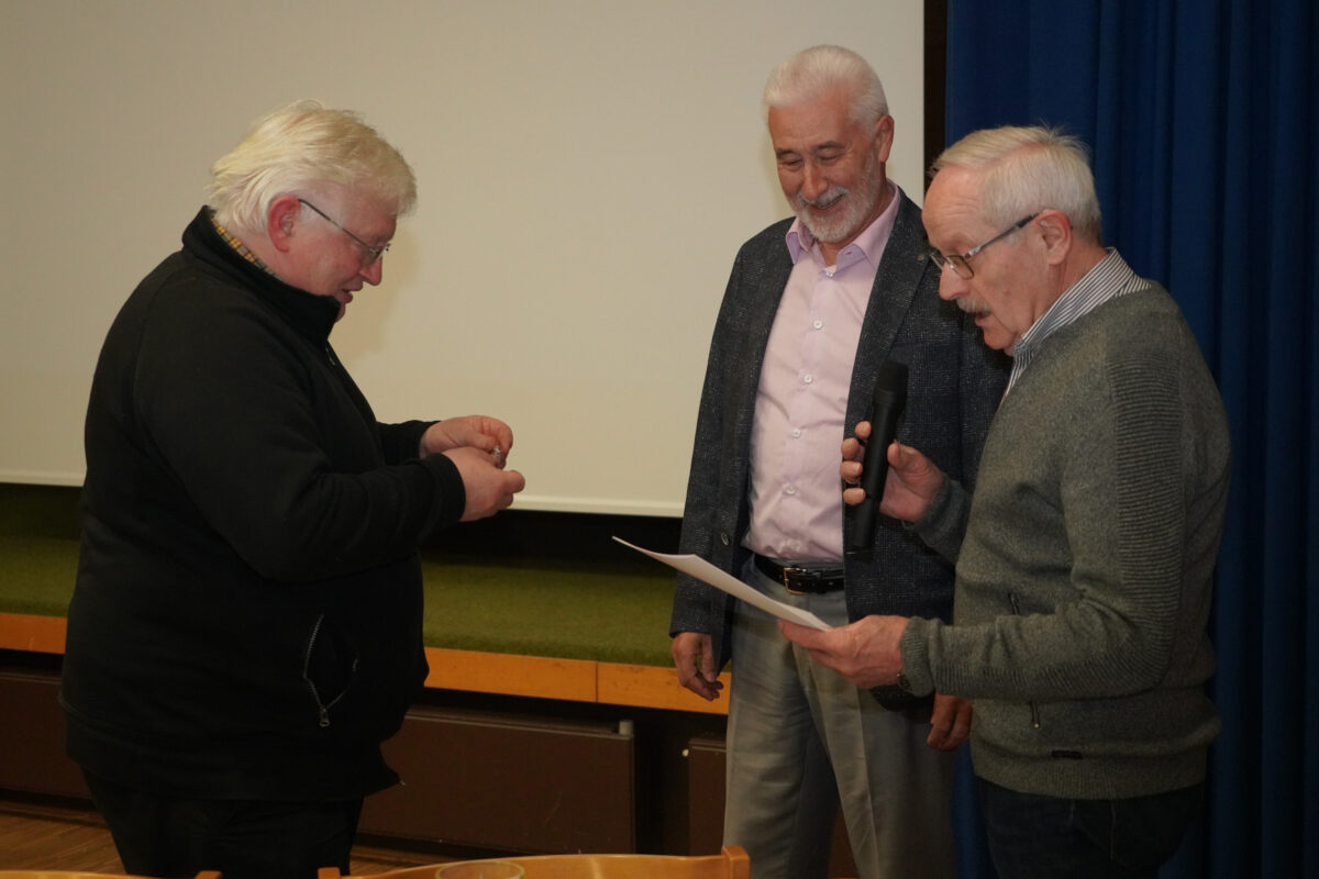 KAB St. Johannes ehrt treue Mitglieder