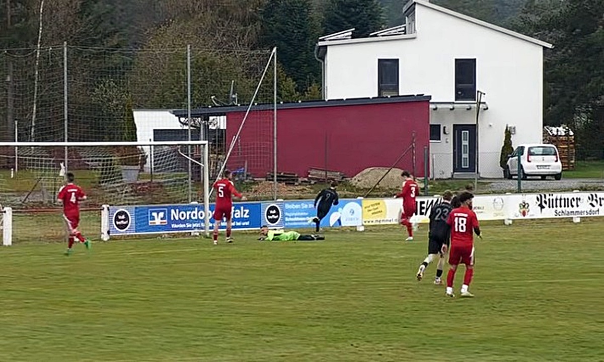 Kreisklasse West: Unentschieden im Spitzenspiel - Meisterschaft vertagt