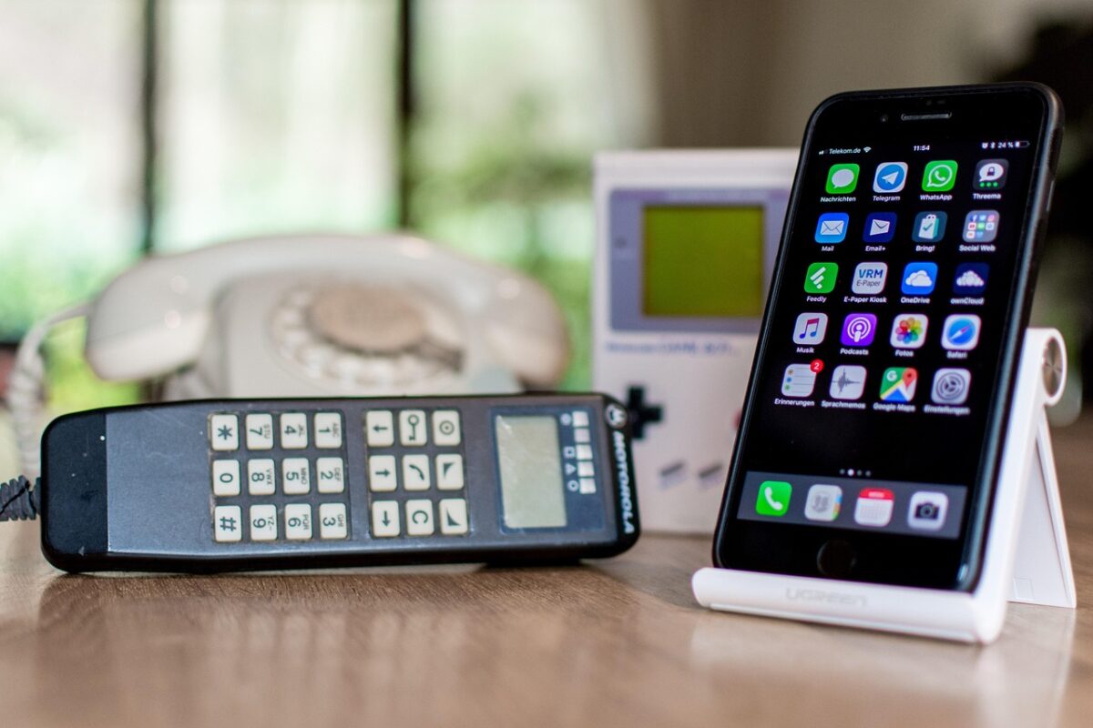 Neue Workshopreihe stärkt Medienkompetenz an Schulen in Weiden