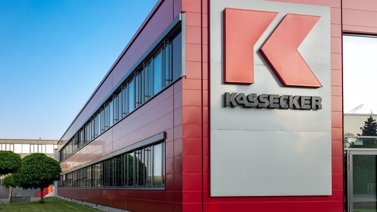Starkes Wachstum in bewegten Zeiten: Kassecker auf stabilem Kurs