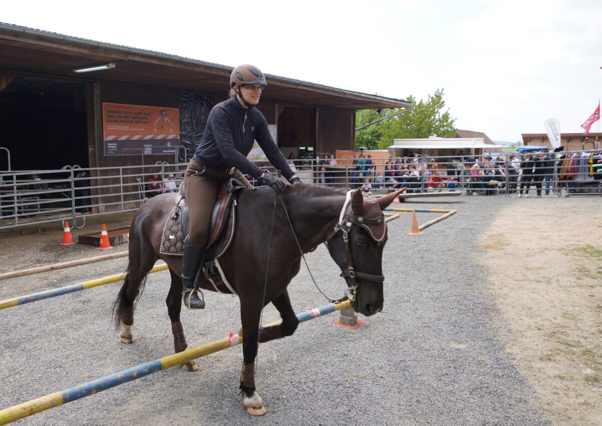 Western-Feeling in Woppenrieth: Trailturnier und Countryfest