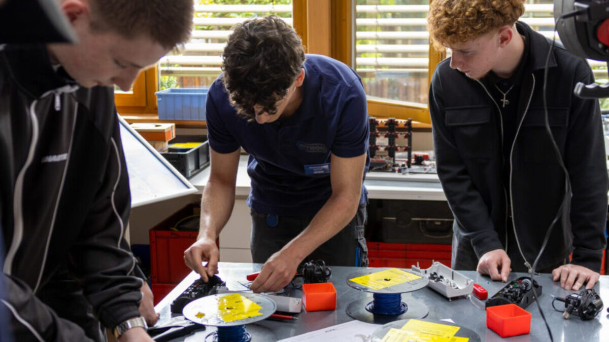 Nachmittag der Ausbildung bei WITRON: Drei Stunden, die deine Zukunft verändern können