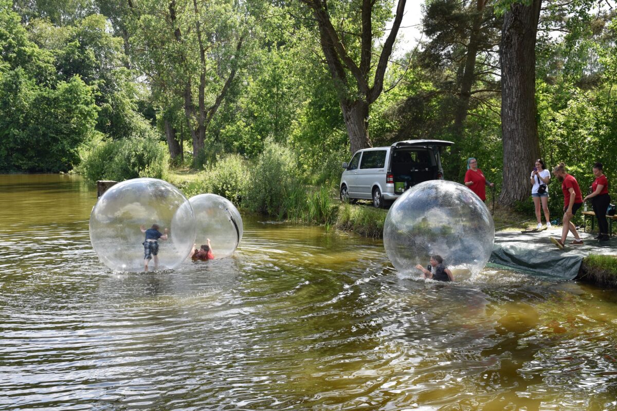 Spiel, Spaß und Action beim Waldkinderfest in Grafenwöhr