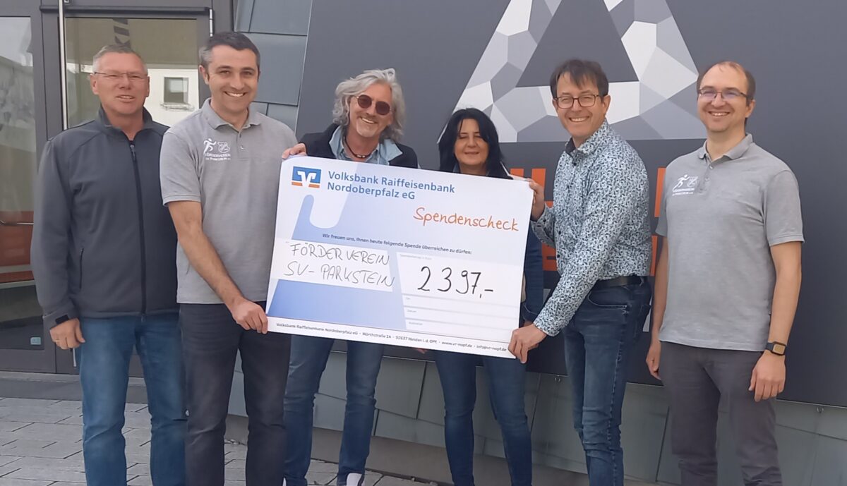 Benefizkonzert bringt 2397 € für Jugend des SV Parkstein
